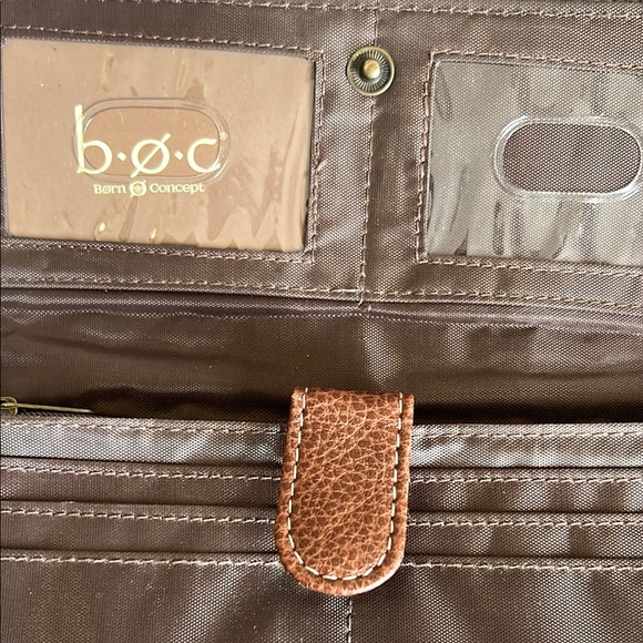b.o.c.‎ Tan Wallet - Picture 8 of 15